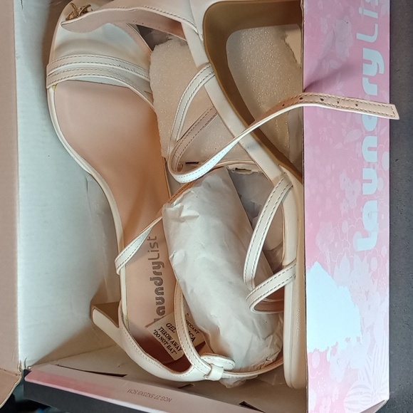 Sexy HIGH HEELS 👠 - Picture 3 of 10